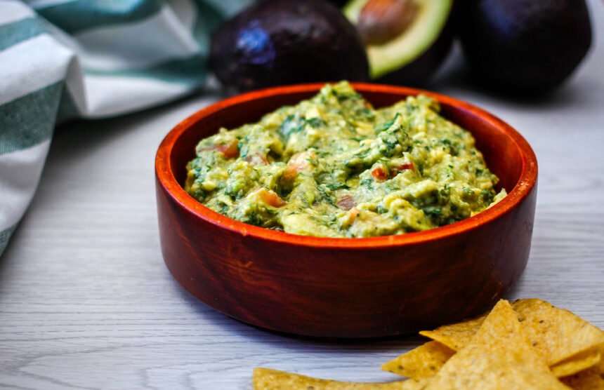mexican food guacamole